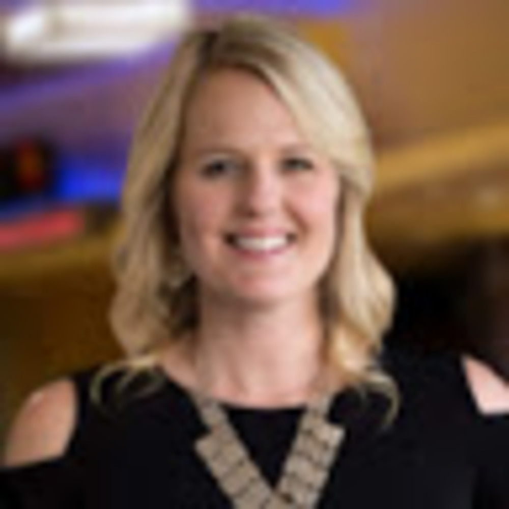 Meet your Posher, Lara